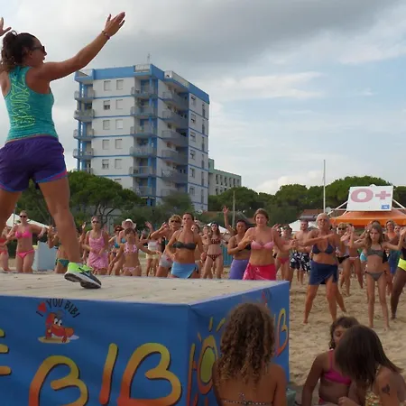 Fuer 7 Personen Ca 47 Qm In Bibione, Adriakueste Italien Und Umgebung * Бибионе